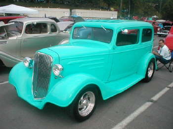 Chuck Marsee from Middlesboro, KY., drove his '34 Chevy Sedan down!