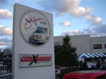 John Force Holiday Car Show 2005 001