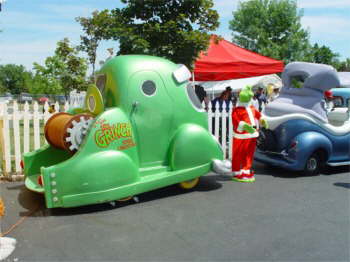 Grinch Car