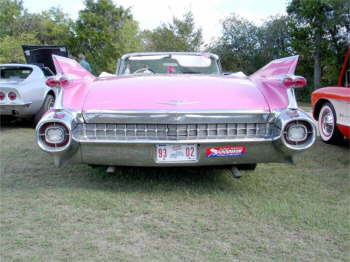 CNB2006_pinkcaddyconv03