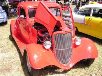 Gary Raum went with Ford Power for his '34