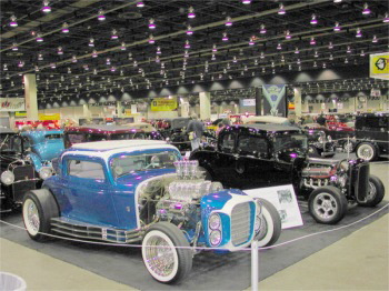 Ford32-3W-DeuceCpe7-Autorama07-75th-1539