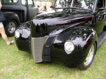 Ed's '40 coupe is the epitome of smooth