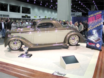 Ford36-3w-07Ridler_1949W