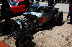  Hill Country Street Rods member Graham Phares believes in flathead power