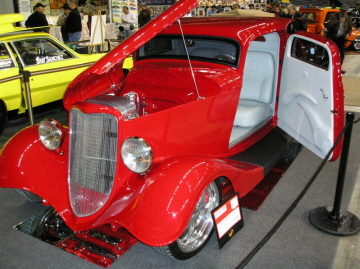  Dan Booker's '33 Ford coupe is deifinetly a wi