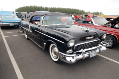 Gordy and Linda Koropchuk 55 Chevy conv