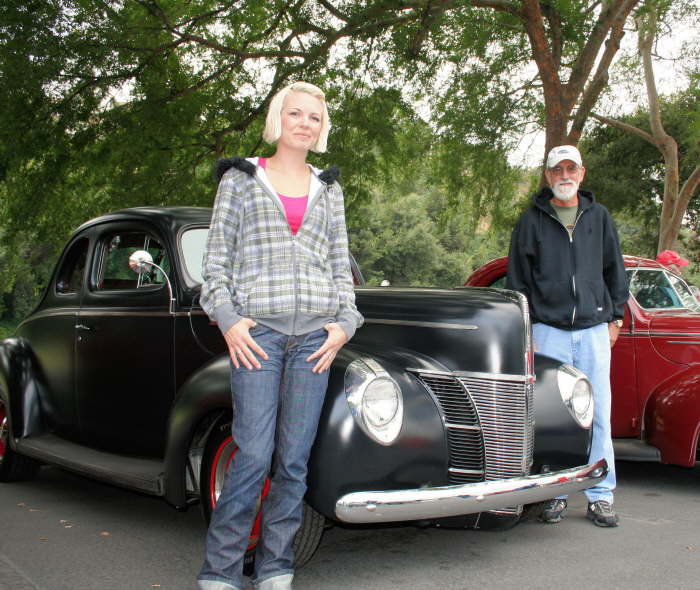 Judge Sarah Allen found Ron Cole's '40 Ford worthy of winning.