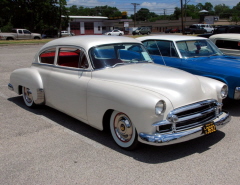 24   Sporting a sweet coat of pearl paint and some subtle body mods Gary Crock  has one fine '50 Chevy