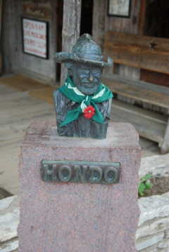 5  Hondo Crouch is a whole 'nuther story but one worth looking into