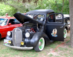 62  this pickup is from Alpine Texas and is owned by someone named Murphy