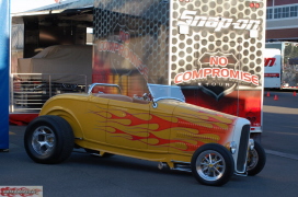 John and Rhonda Gilbert 32 Ford roadster