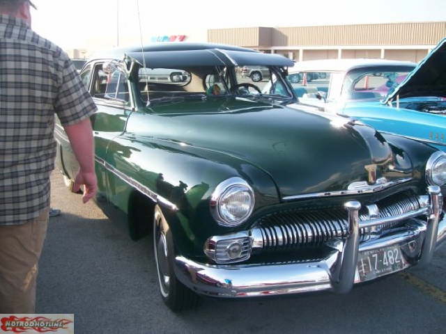 Hoptown's cruise-in 082