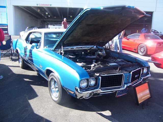 findlay chevrorlet car show nov 19 2011 077