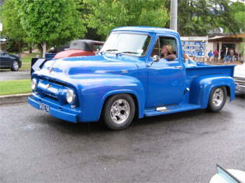 Neat Ghost Flames on this '54 Pickup.