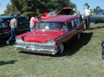 One Sweet Little Ford Wagon!