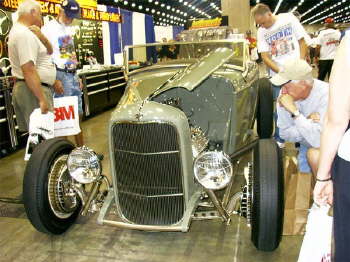 Troy Trepanier's TREPANOSTALGIA '32 Ford Roadster!