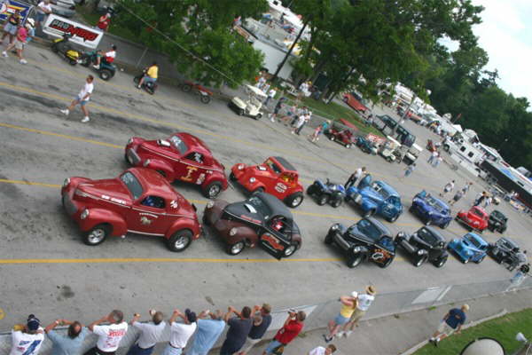 2004 Street Rods Display!