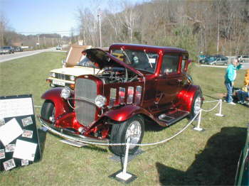 Jacky White brought his '32 Chevy down from Science Hill, KY.