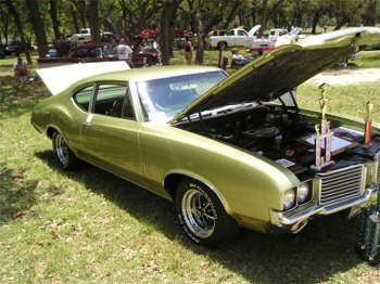 '72 Olds Cutlass  owned by Charles Adams from nearby SanAntonio