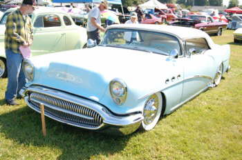 Gary Scheibal 1954 Buick conv