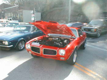 Raymond Hubbard drove over from Big Creek, Ky in his 70 Firebird