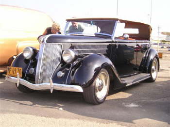 This is Leroy Van Tonnatt brought this '36 Phaeton1