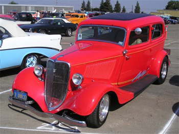 Walter Orr from Lodi brought his '33 Sedan1