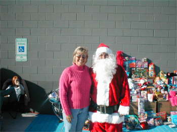 Minnie telling Santa that she has been a good girl, wait until I tell him the Truth