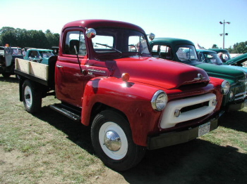 57 IH S-120