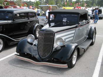 Jerry Bunn came over to Destination Daytona from Ocala, FL in his beautiful black and silver 34 Ford Cabriolet.