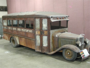 Ford32Bus-