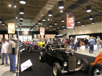 1932 FORD ANNIVERSARY SHOW 072