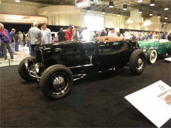 1932 FORD ANNIVERSARY SHOW 221