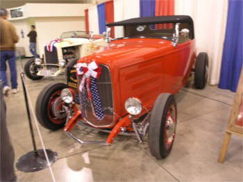 1932 FORD ANNIVERSARY SHOW 265