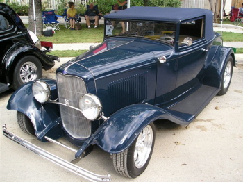 Jerry Ballen brought his '32 Cabriolet from Mineola Texas