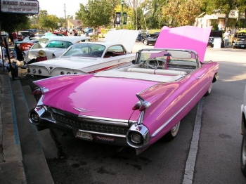 If this was my '59 Caddy i'd want everyone to know who owned it!