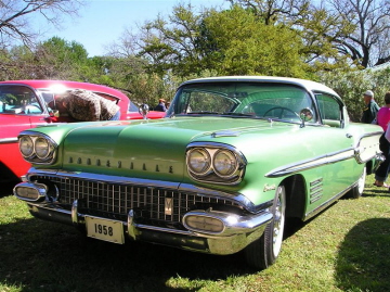 10  One fine '58 Pontiac