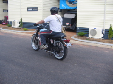 Dave Petrusma Cruzin around on his Bobber Triumph.