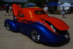 What a sweet paint scheme on Wayne Angel's '41 Willys