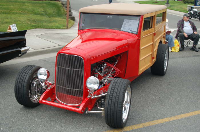 Mike Myer 1932 Ford woody