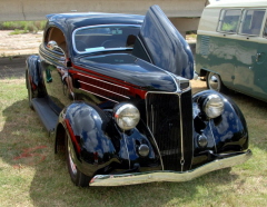 16  Helotes is home to John Jewett and his '36 coupe