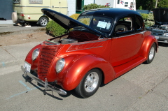 1937 Ford coupe