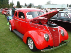 083Ford37Red