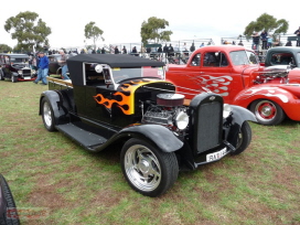 STREET ROD NATIONALS 181