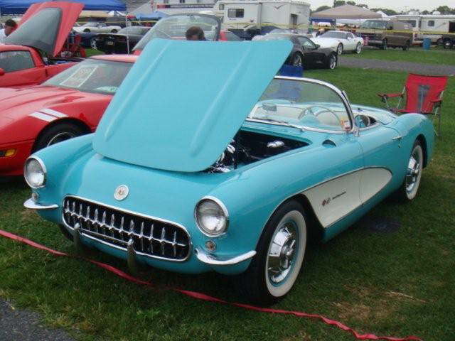 CORVETTES AT CARLISLE 051