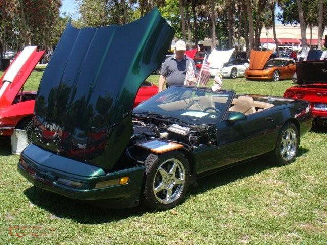 CORVETTES ON THE CIRCLE MAY 7, 2011 025