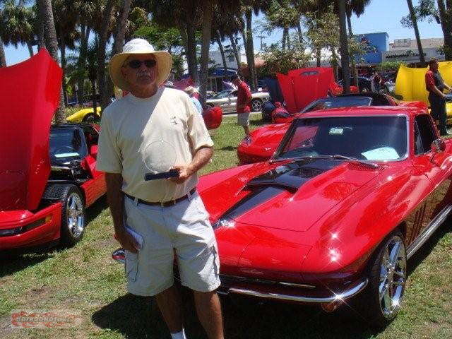 CORVETTES ON THE CIRCLE MAY 7, 2011 044