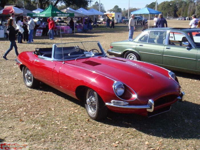 2011 HERITAGE PARK FOUNDATION CAR SHOW 005