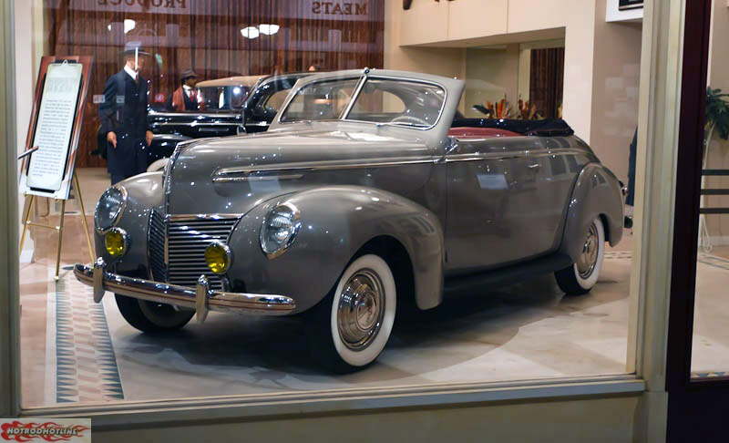 Petersen Auto Museum 1_11-043